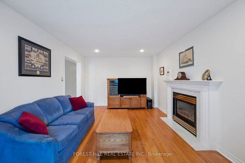 44 Jellicoe Ave  Toronto, M8W 1W1 | Image 15