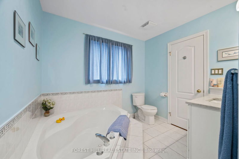 44 Jellicoe Ave  Toronto, M8W 1W1 | Image 29