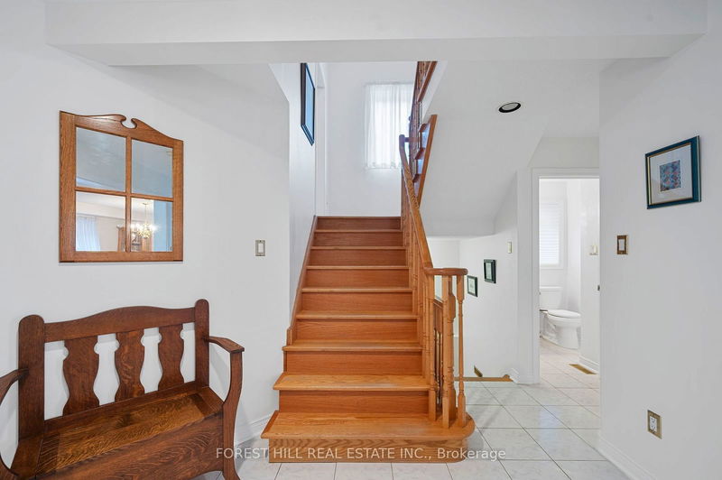 44 Jellicoe Ave  Toronto, M8W 1W1 | Image 5