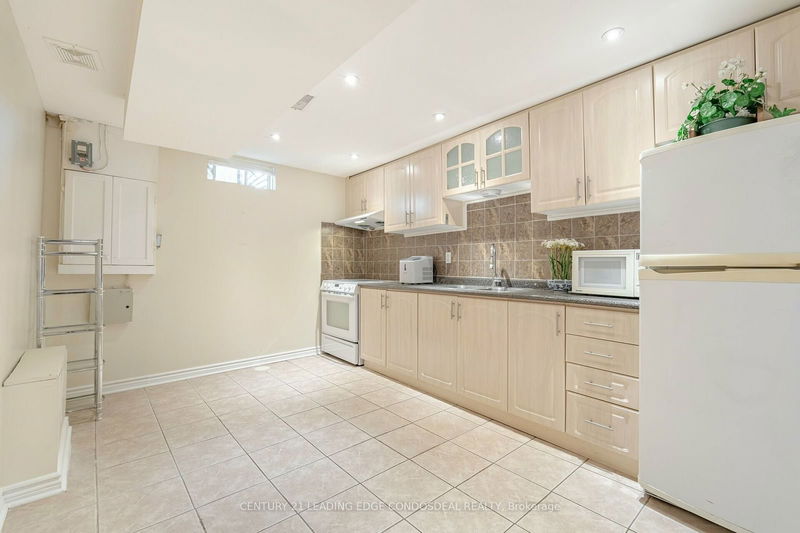 321 Landsbridge St  Caledon, L7E 1X7 | Image 33