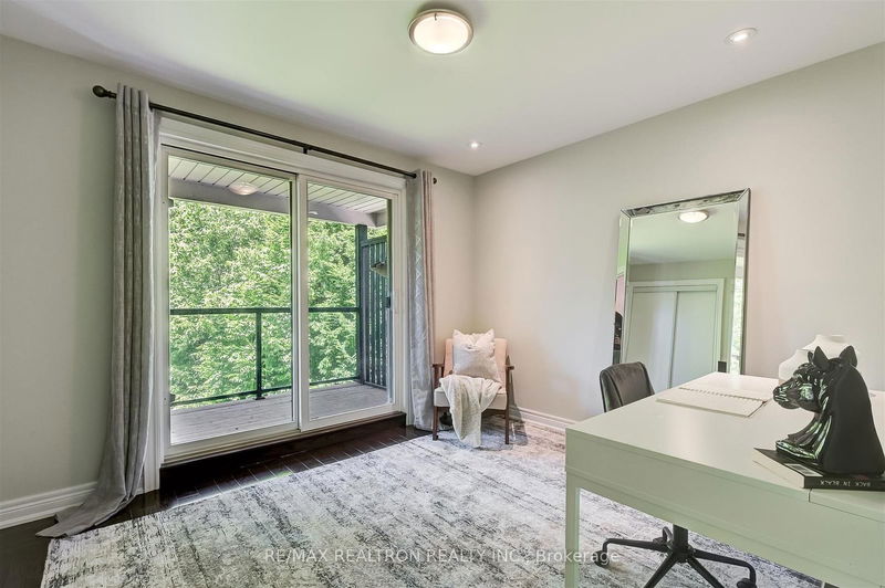 102 Edenbridge Dr  Toronto, M9A 3G4 | Image 24