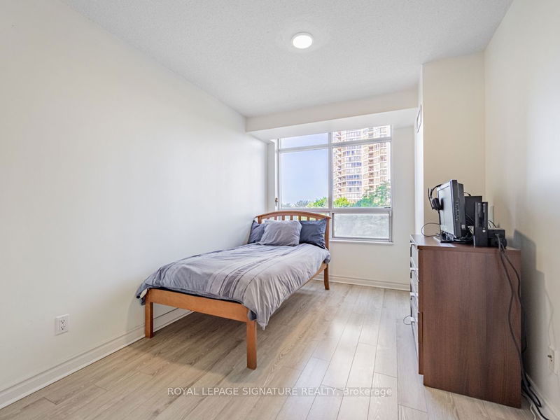  413 - 35 Kingsbridge Garden Circ  Mississauga, L5R 3Z5 | Image 16