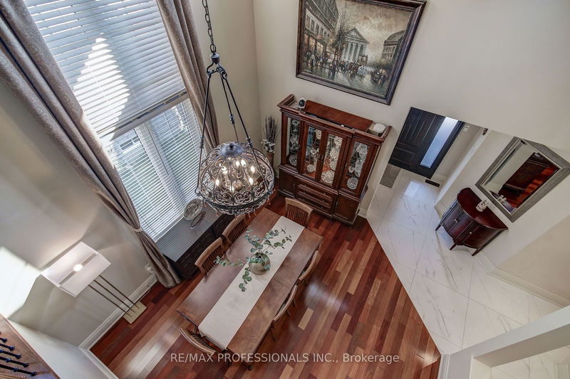 7123 Appletree Lane  Mississauga, L5W 1W5 | Image 15