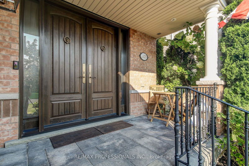 7123 Appletree Lane  Mississauga, L5W 1W5 | Image 3