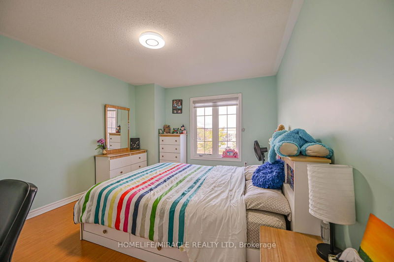 15 Fairwood Circ  Brampton, L6R 0X6 | Image 25