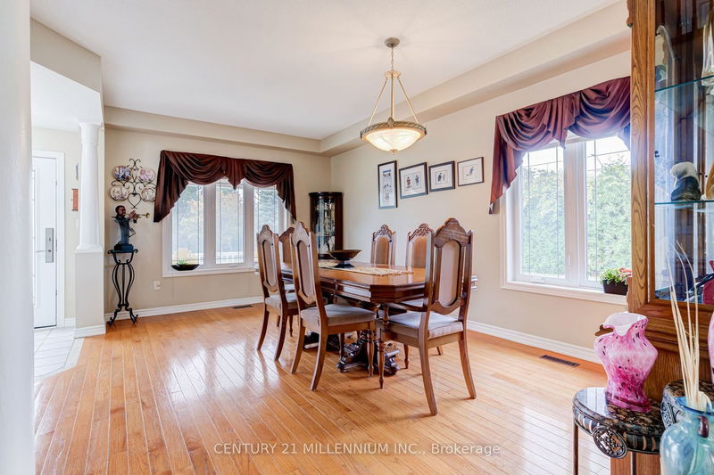 7239 Dishley Crt  Mississauga, L5N 7X3 | Image 5