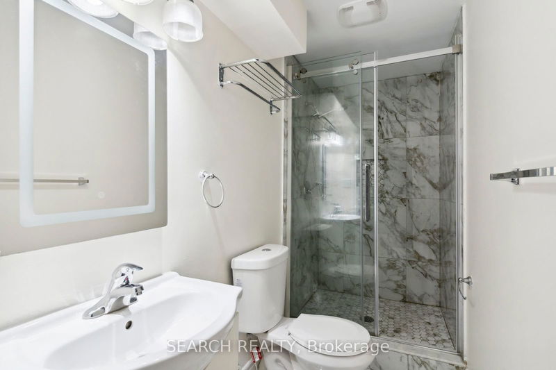 62 Stoneledge Circ  Brampton, L6R 1J7 | Image 32