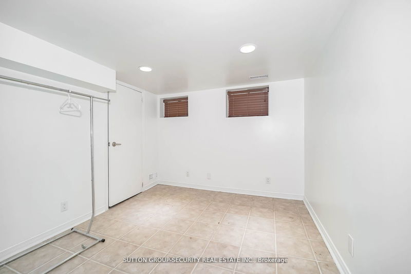 50 William St  Toronto, M9N 2G7 | Image 22