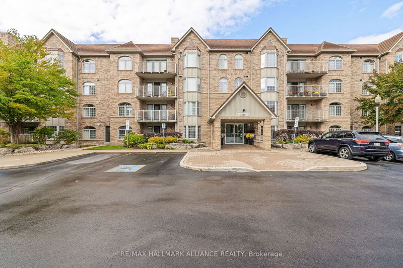  E108 - 216 Plains Rd W Burlington, L7T 4K8 | Image 2