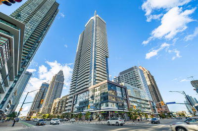  901 - 4065 Confederation Pkwy  Mississauga, L5B 0L4 | Image 1