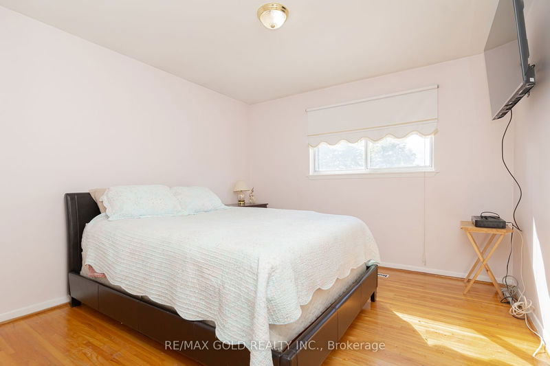 104 Dorchester Dr  Brampton, L6T 3E7 | Image 20