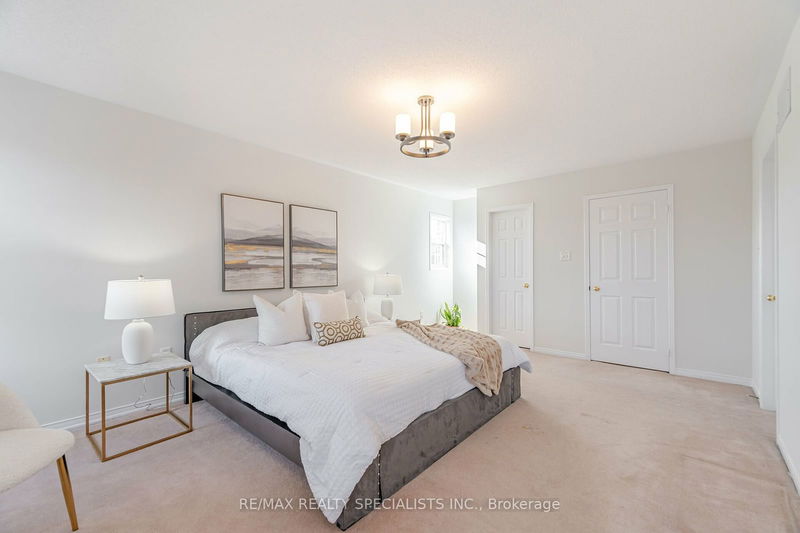 202 Littlewood Dr  Oakville, L6H 6T6 | Image 25