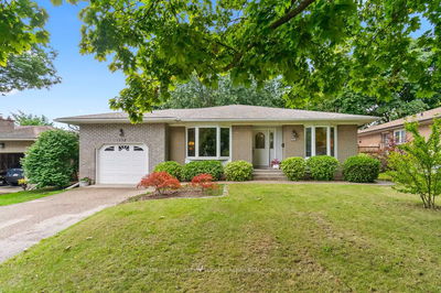 1252 Kensington Park Rd  Oakville, L6H 2G9 | Image 1