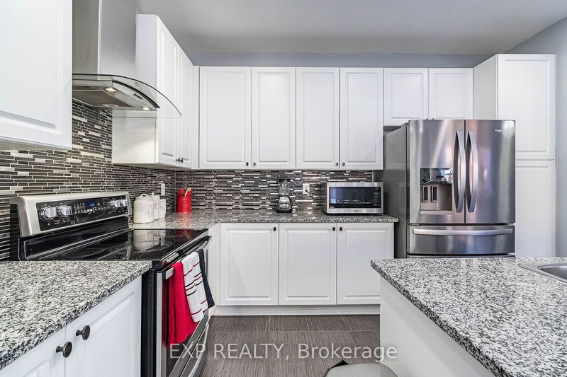 652 Mockridge Terr  Milton, L9T 8V7 | Image 12