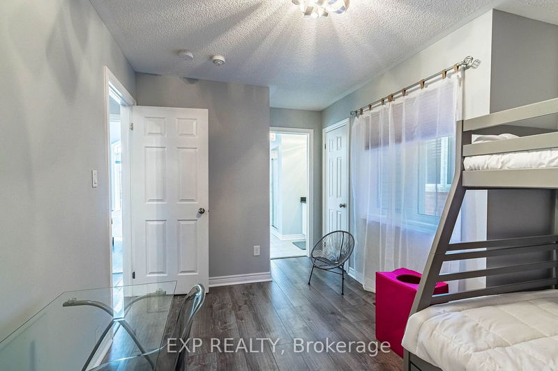 652 Mockridge Terr  Milton, L9T 8V7 | Image 25