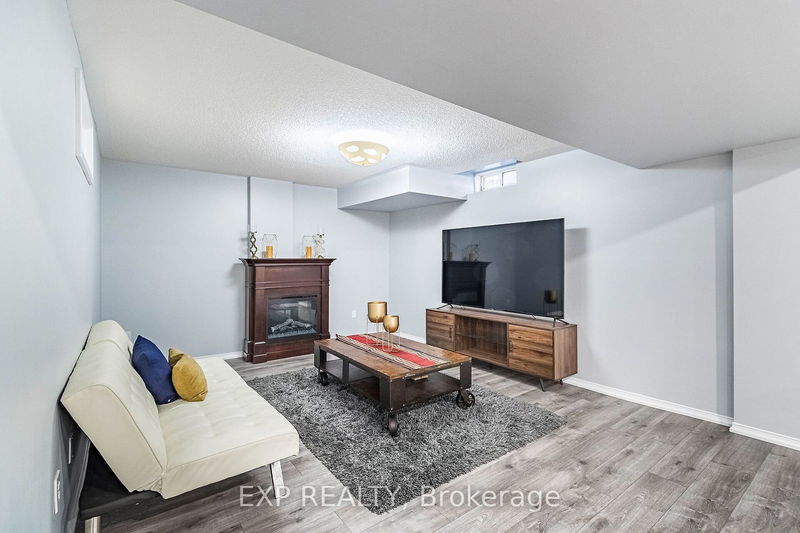 652 Mockridge Terr  Milton, L9T 8V7 | Image 33