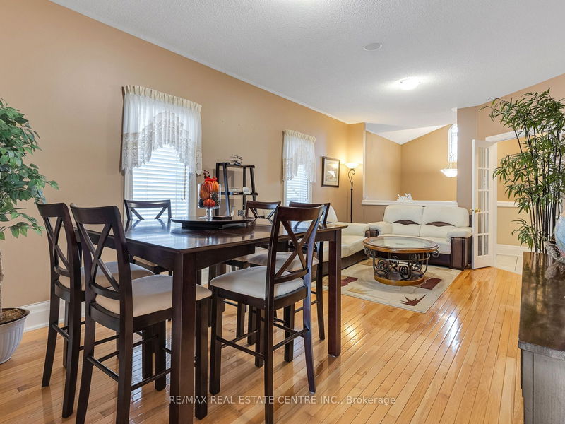 73 Baybrook Rd  Brampton, L7A 1L4 | Image 9