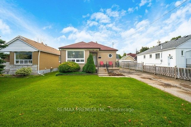 11 Densmore Ave  Toronto, M9W 1V3 | Image 2