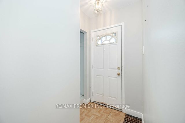 11 Densmore Ave  Toronto, M9W 1V3 | Image 6