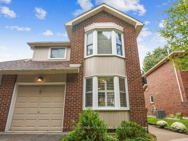 1195 Potter's Wheel Cres  Oakville, L6M 1J3 | Image 1