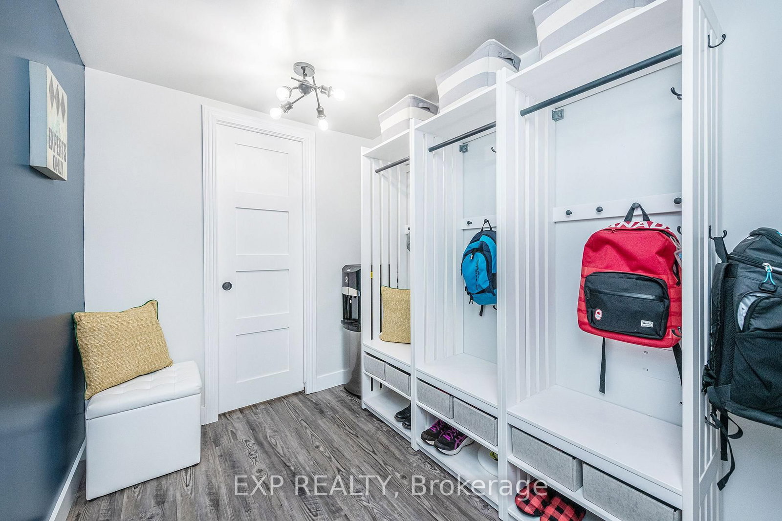 Listing Image 33