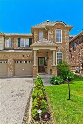 home for lease on 894 Thompson Road S