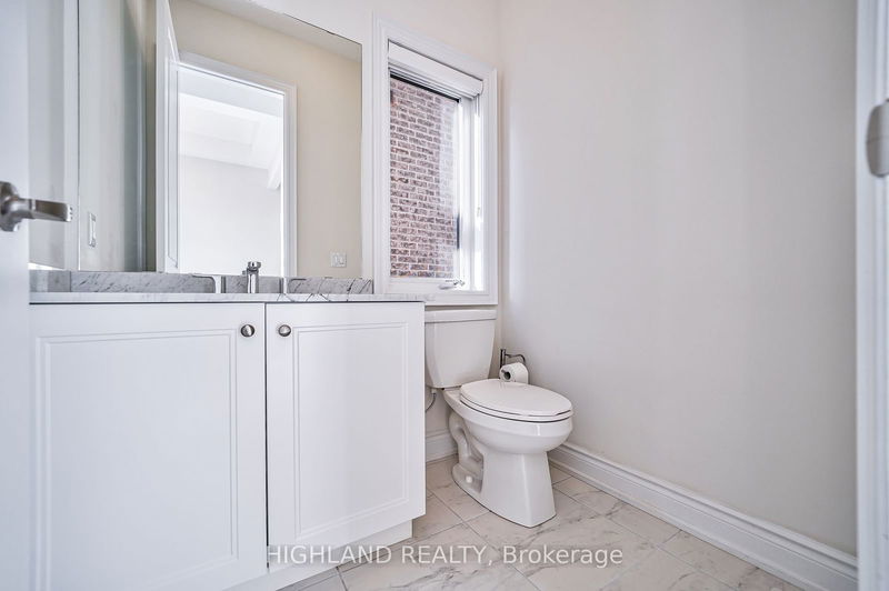 49 Threshing Mill Blvd  Oakville, L6H 0V6 | Image 20