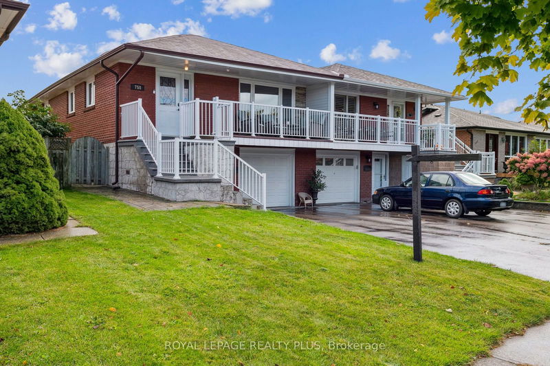 758 Greenore Rd  Mississauga, L4Y 2V4 | Image 1