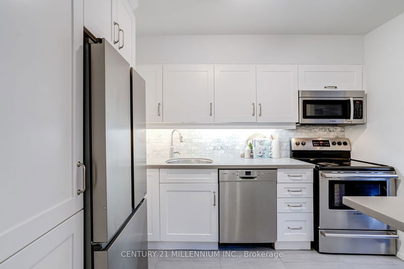  106 - 80 Quebec Ave  Toronto, M6P 4B7 | Image 10