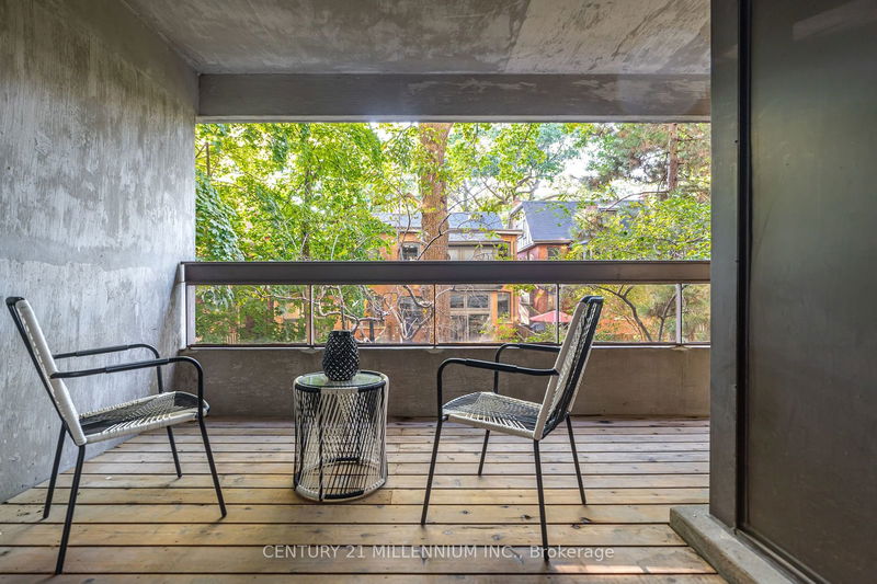  106 - 80 Quebec Ave  Toronto, M6P 4B7 | Image 31