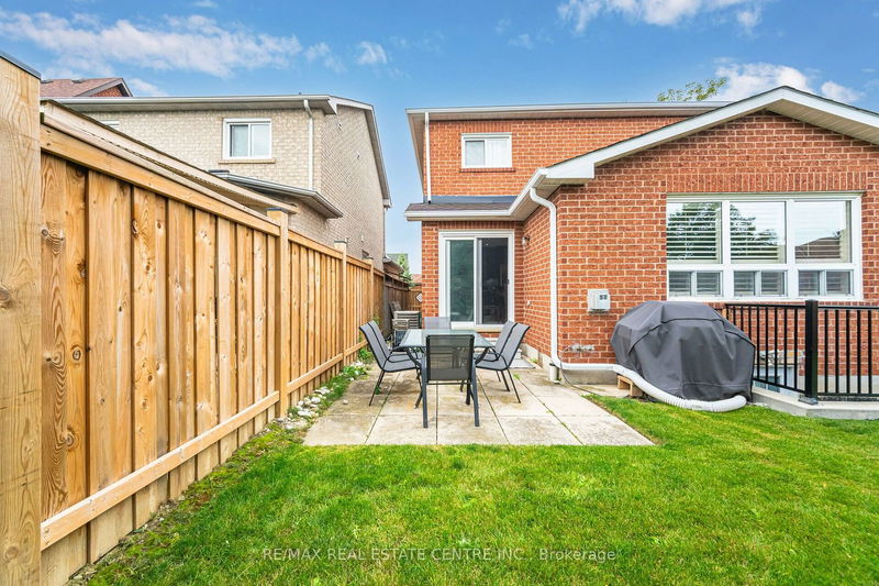 5574 Taw Ave  Mississauga, L5V 2B1 | Image 38