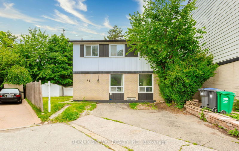 45 Hoskins Sq  Brampton, L6S 2N6 | Image 22