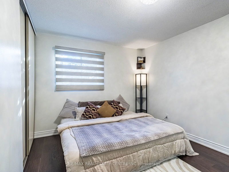 55 Castlehill Rd  Brampton, L6X 4C9 | Image 33