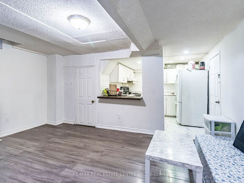 55 Castlehill Rd  Brampton, L6X 4C9 | Image 38