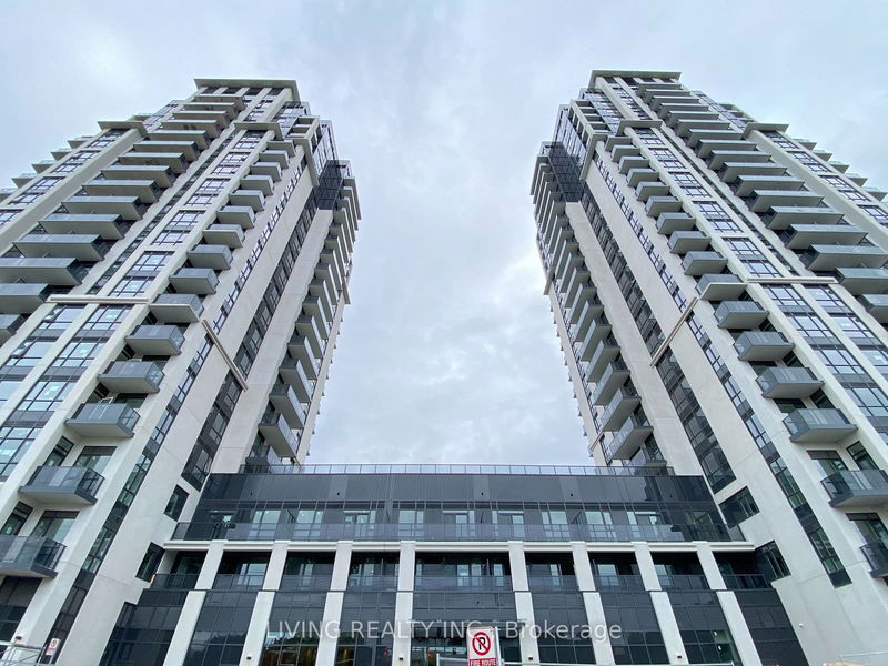 home for lease on 1301-202 Burnhamthorpe Street E