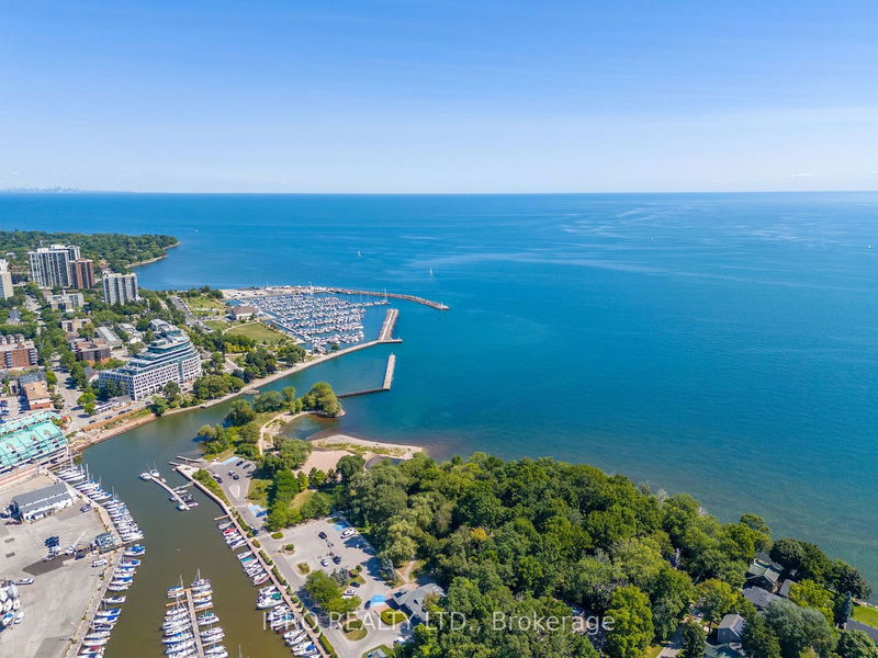 125 Waterview Common Crt  Oakville, L6L 0E7 | Image 39