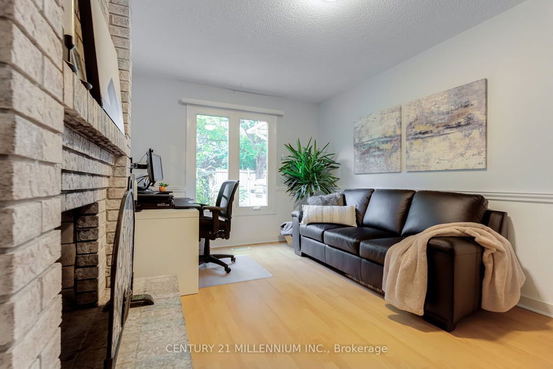 46 Tanager Sq  Brampton, L6Z 1X2 | Image 11