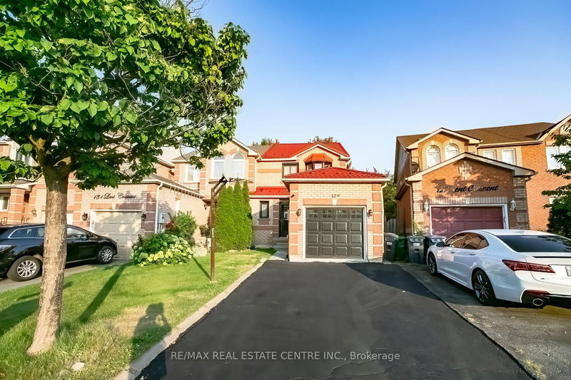 129 Lent Cres  Brampton, L6Y 5E6 | Image 1