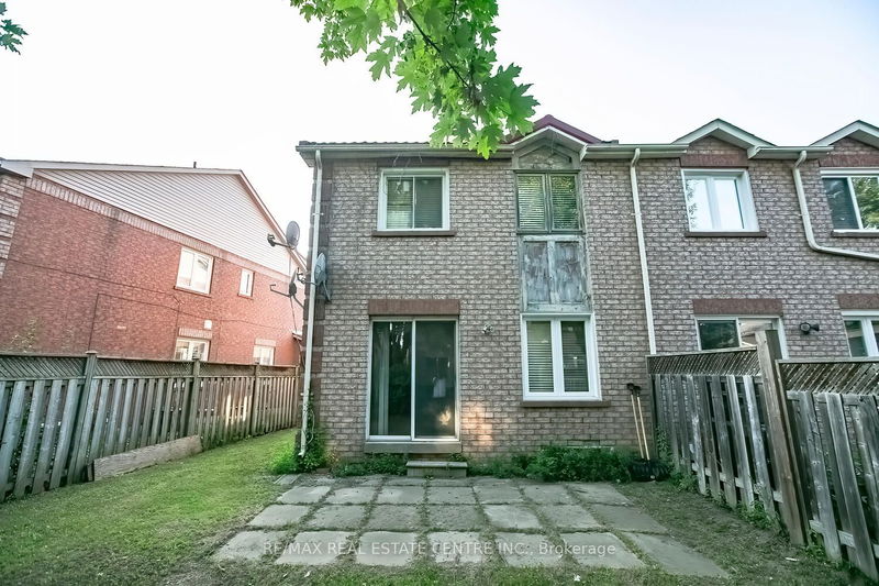 129 Lent Cres  Brampton, L6Y 5E6 | Image 34