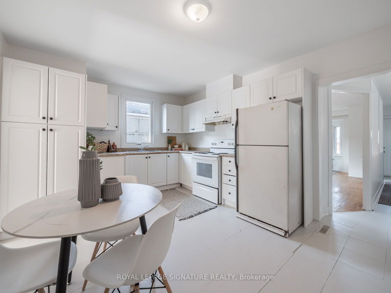 323 Gilbert Ave S Toronto, M6E 4W9 | Image 13