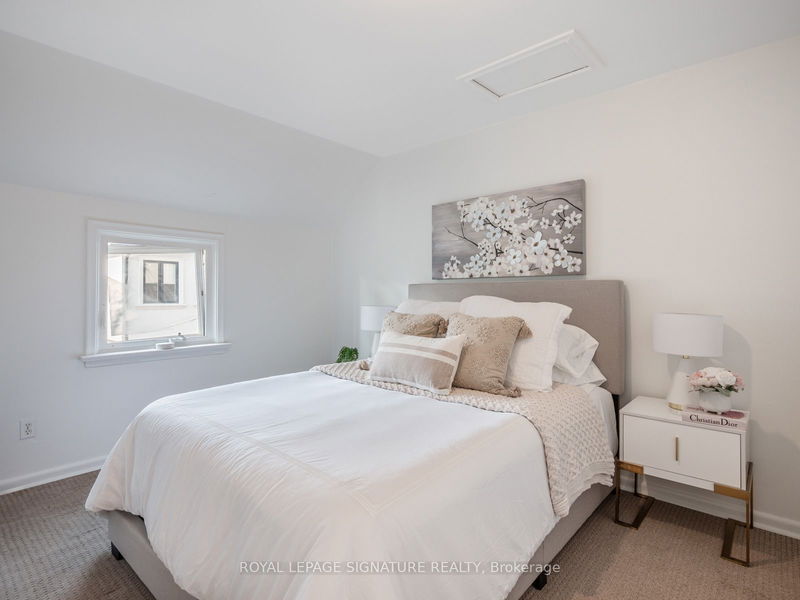 323 Gilbert Ave S Toronto, M6E 4W9 | Image 26