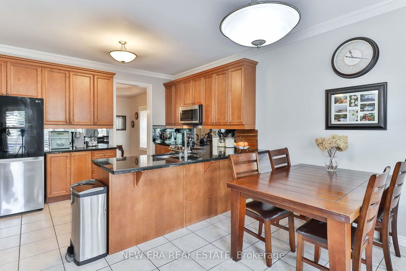 2385 Sequoia Way  Oakville, L6M 4V5 | Image 12