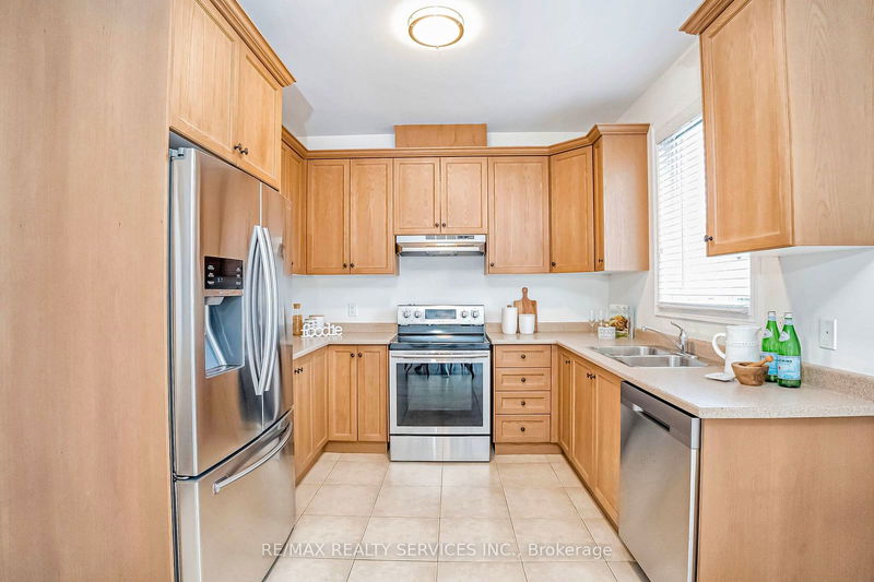 74 Dawes Rd  Brampton, L6X 5N9 | Image 18