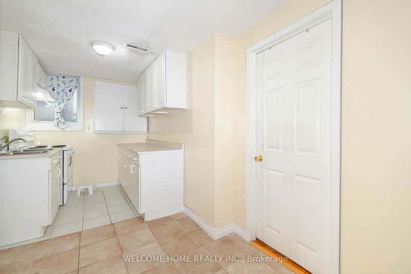 3361 Monica Dr  Mississauga, L4T 3E6 | Image 23