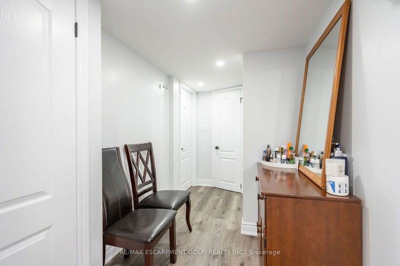 4000 Alexan Cres  Burlington, L7M 5A8 | Image 21