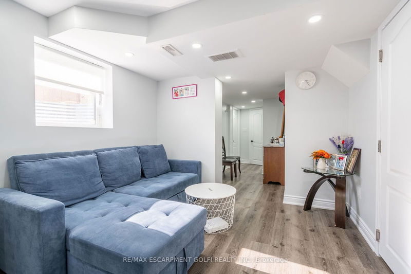 4000 Alexan Cres  Burlington, L7M 5A8 | Image 26