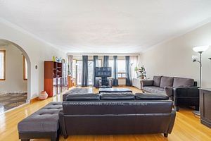 10 Larchmere Ave  Toronto, M9L 2N1 | Image 10