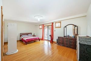 10 Larchmere Ave  Toronto, M9L 2N1 | Image 9