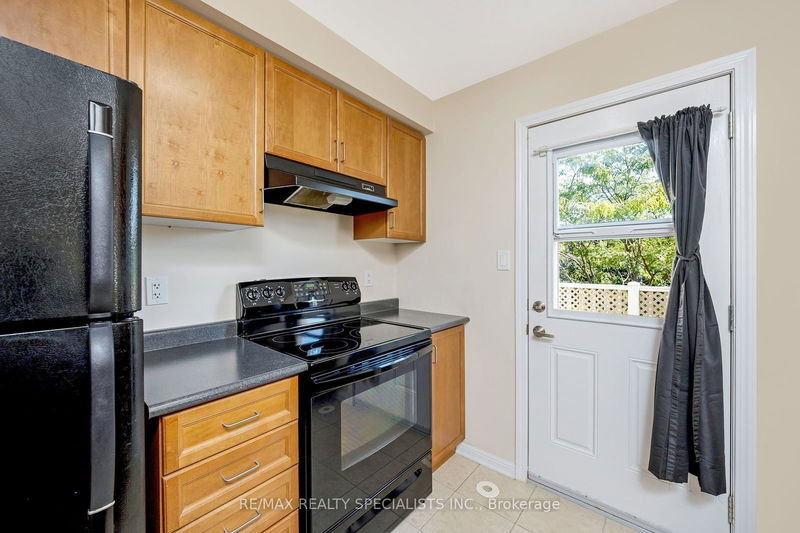 267 Prosser Circ  Milton, L9T 0R1 | Image 11