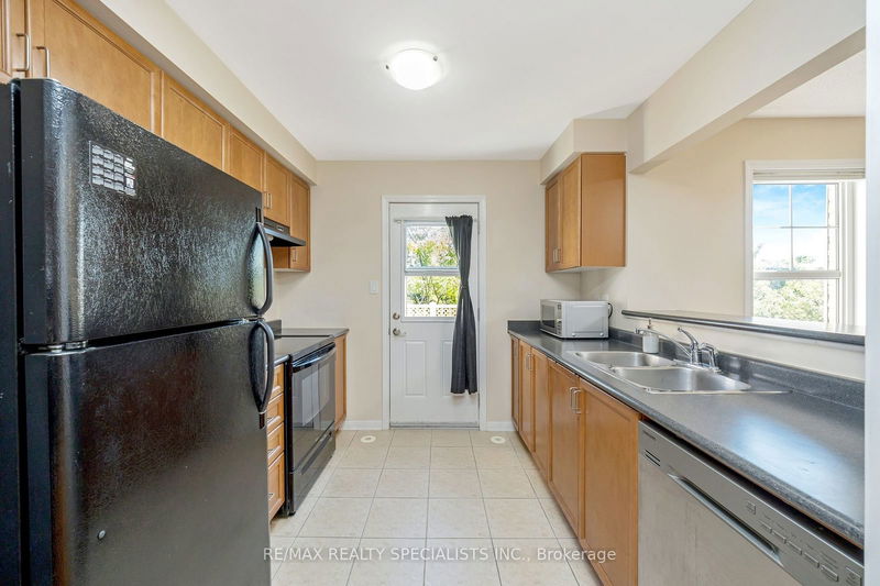 267 Prosser Circ  Milton, L9T 0R1 | Image 9